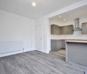 4 Bed Semi-Detached House, Knighton Lane East, LE2 - Photo 6