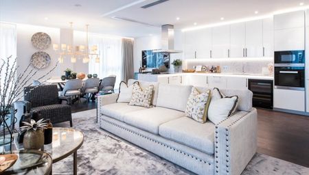 The Residence, 6-8 Charles Clowes Walk, London - Photo 3