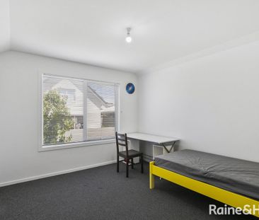 "2 Storey Townhouse Within Walking Distance To The Centre of Kingston!" - Photo 3