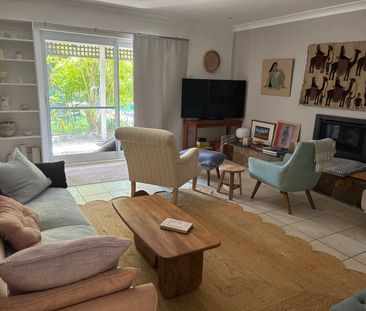 Caringbah South - Photo 1