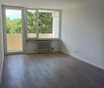 Sanierte 2-Zimmer-Wohnung mit Stellplatz im Garagenhaus in Alterlan... - Foto 1