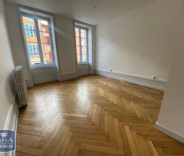 Location Appartement 4 pièces 110m² VILLEFRANCHE SUR SAONE 69400 - Photo 2