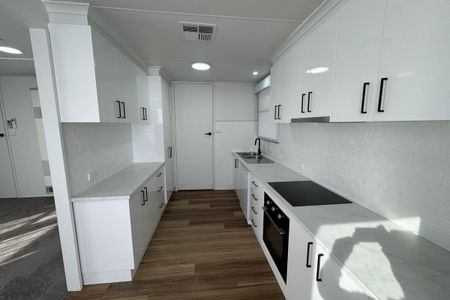 RENOVATED 3 BEDROOM HOME!! - Photo 5
