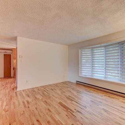 Maison de plain-pied - 2778 Rue Bourgogne - Photo 1