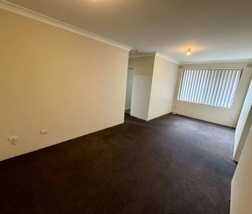 Unit 5/28 Bringelly Road, Kingswood NSW - Photo 2