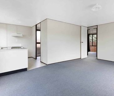 Comfortable 2-Bedroom Home - Photo 1