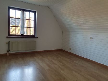 Alleenstaande villa in rustige woonwijk met 2 slaapkamers en garage te huur in Oostduinkerke! - Foto 3