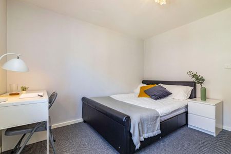 1 bedroom house of multiple occupation to rent - Photo 4