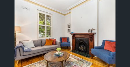 Fully Furnished 3 Bedroom Family Home - Photo 2