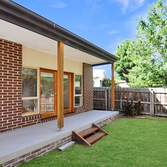 Stylish & Low Maintenance Living - Photo 1