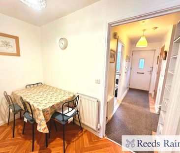 3 bedroom semi-detached house to rent - Photo 1