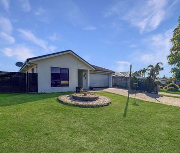 Plantation Palms 4 bedroom must see!! - Photo 1