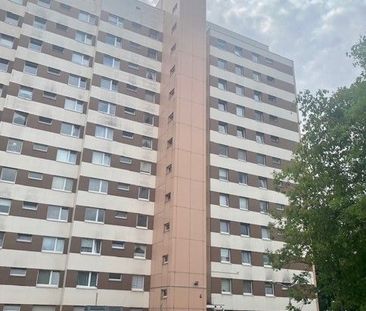 Familien willkommen - 4-Zimmer-Wohnung mit Tageslichtbad und Balkon - Foto 1