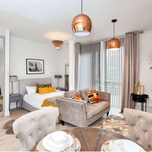 St James House, Clivemont Road, Maide... - Photo 1