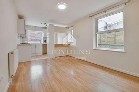 Wellesley Road, Clacton On Sea, CO15 - Photo 5