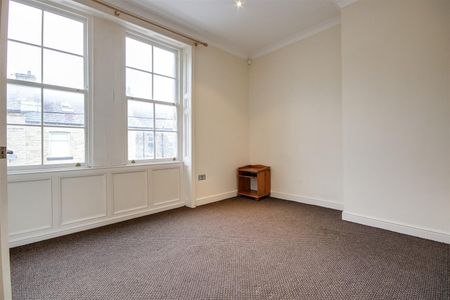 2 bed apartment to rent in Catherine Street, Elland - Photo 5