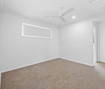 33 Highgate Drive, Flagstone - Photo 5