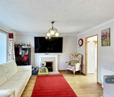 3 bedroom detached house to rent - Photo 1
