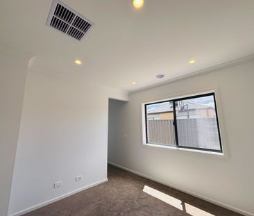 Beautifully Presented Home for Lease - Photo 2