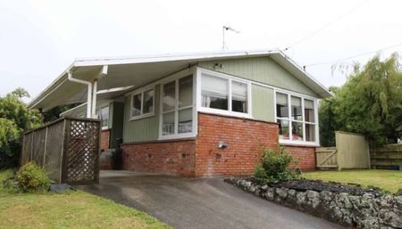 Three Bedroom Home! - Photo 5