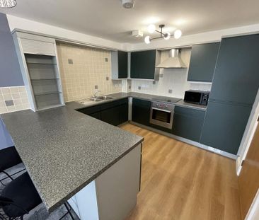 2 bedroom terraced house to rent - Photo 4