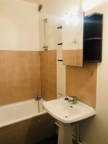 Location Appartement 1 pièce 20m² BESANCON 25000 - Photo 4