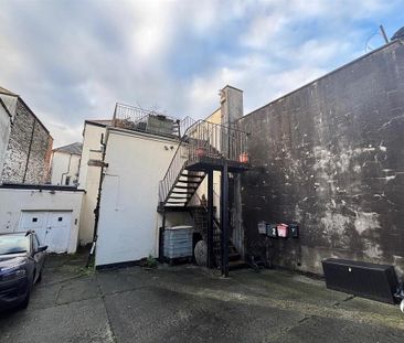 2 bedroom apartment to rent - Photo 6