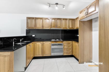 Tri-level home in convenient walk to everywhere address - Photo 4