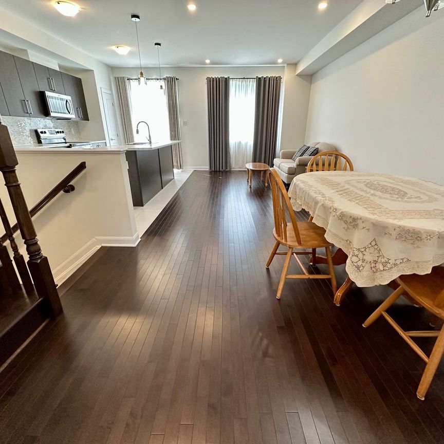 For Lease - 588 LILITH Street, Barrhaven, Ontario - Photo 1