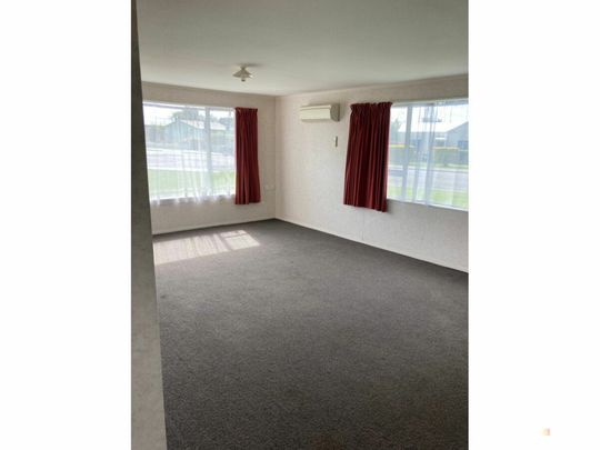 Sunny 2 Bedroom Unit - Photo 1