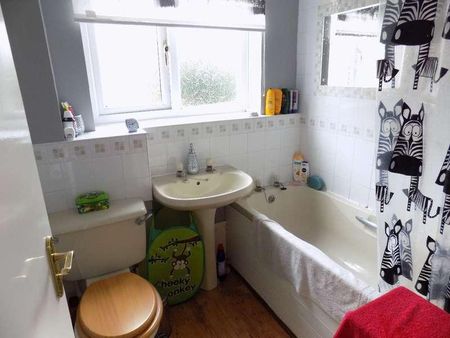 Dadford View, Brierley Hill, DY5 - Photo 5