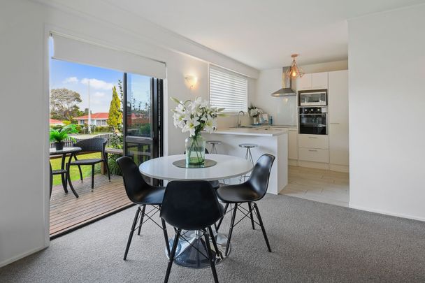 Unit 2, 95 Beach Road, Pahurehure, Auckland - Photo 1