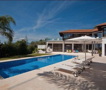 Luxury Villa for rent in Nueva Andalucia, Spain - Photo 2