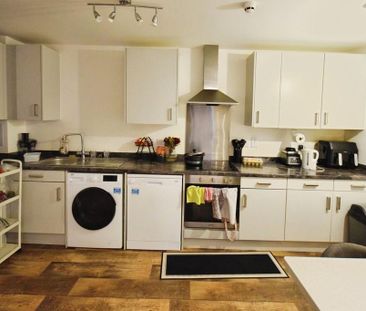 1 bedroom apartment to rent - Photo 4