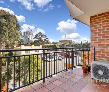 Modern Two Bedroom Unit - Photo 1