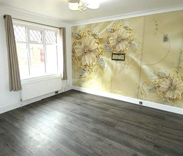 3 Bedroom Terraced House to Rent in Preston - Photo 1
