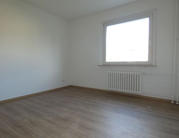 Hier wohnen Sie zentral und im Grünen! Schöne Single-Wohnung ! - Foto 1