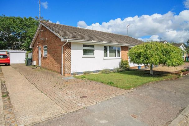 2 bedroom semi-detached house to rent - Photo 1