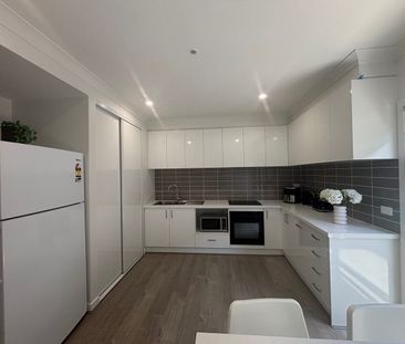 Brand new rooming house now available for rent. - Photo 6