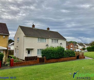 2 bedroom semi-detached house to rent - Photo 6