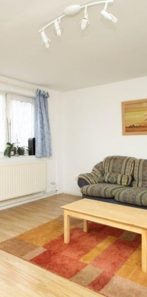 3 Bed Maisonette, Sark Walk, E16 - Photo 1