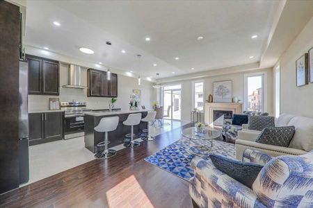 Three bedroom home for rent Whitby - Photo 4