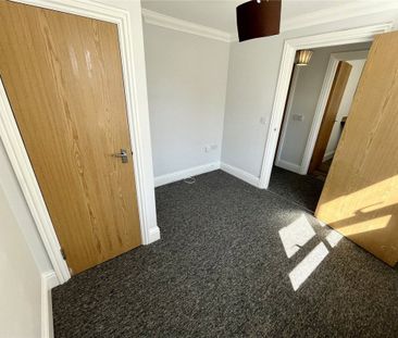 Wimborne Road, Bournemouth, Dorset, BH9 - Photo 2