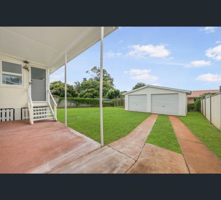 17 Tynedale Avenue, Newtown, Qld 4350 - Photo 4