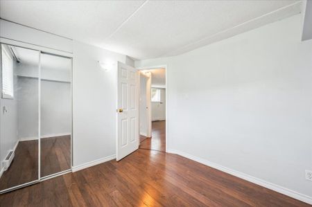 For Lease - 333 Northlake Drive Unit# 1, Waterloo, Ontario - Photo 4