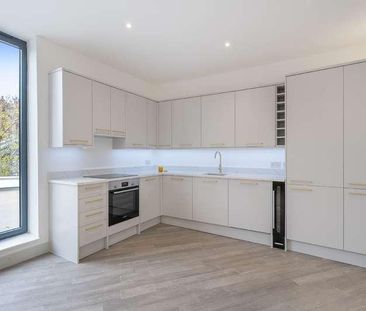 Norbury Crescent, London, SW16 - Photo 6