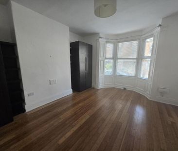 2 bedroom house to rent - Photo 2