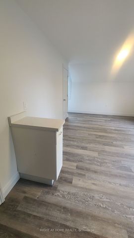 For Lease - 639 Ontario Street Unit# 2nd Floor, Stratford, Ontario - Photo 4