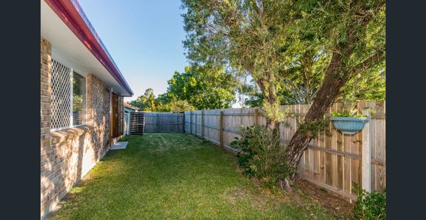 Contemporary Living in Labrador! - Photo 1