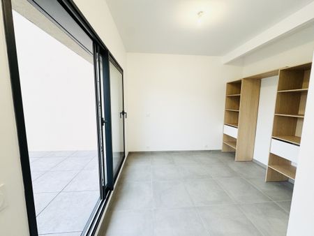 LOCATION - LOFT DE 89M² AVEC TERRASSES + JARDIN - SIMANDRES Simandres (69360) - Photo 3